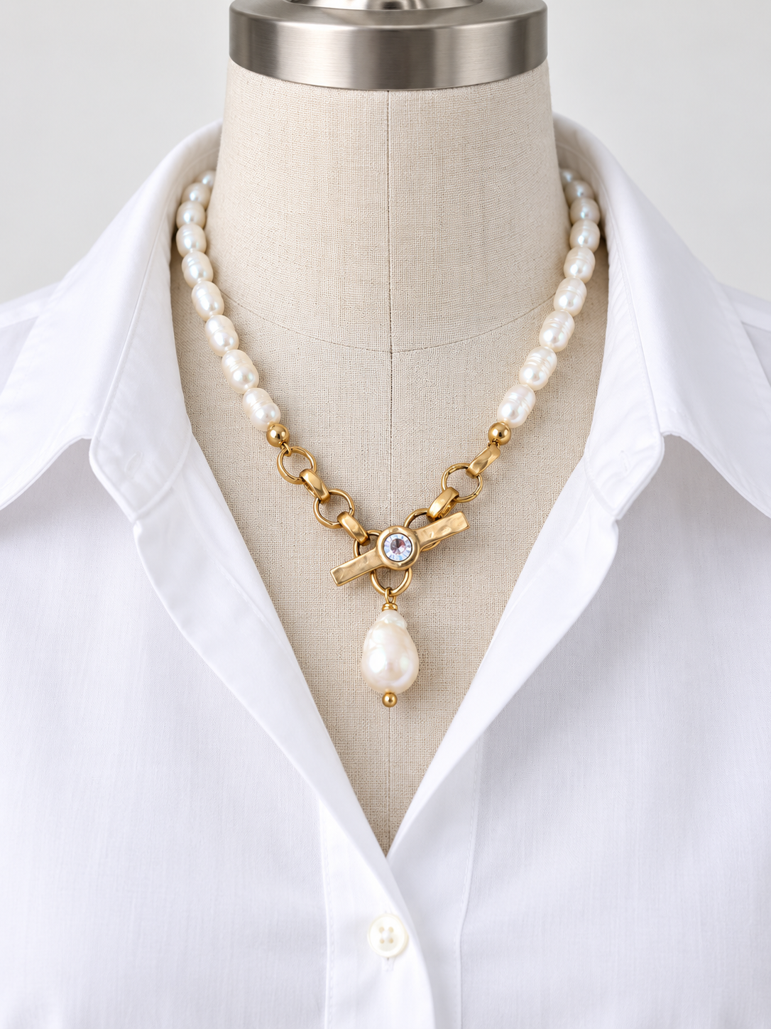 Baroque Pearl Crystal Toggle Necklace