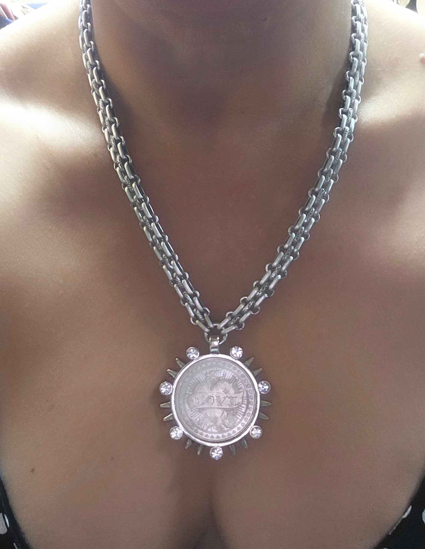 LOVE SACRED HEART NECKLACE