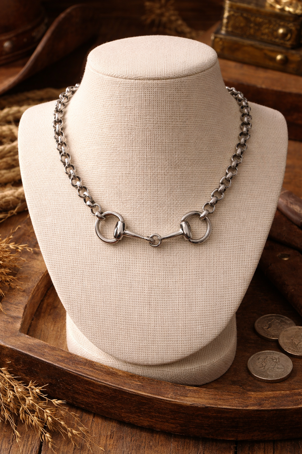 La Snaffle Necklace
